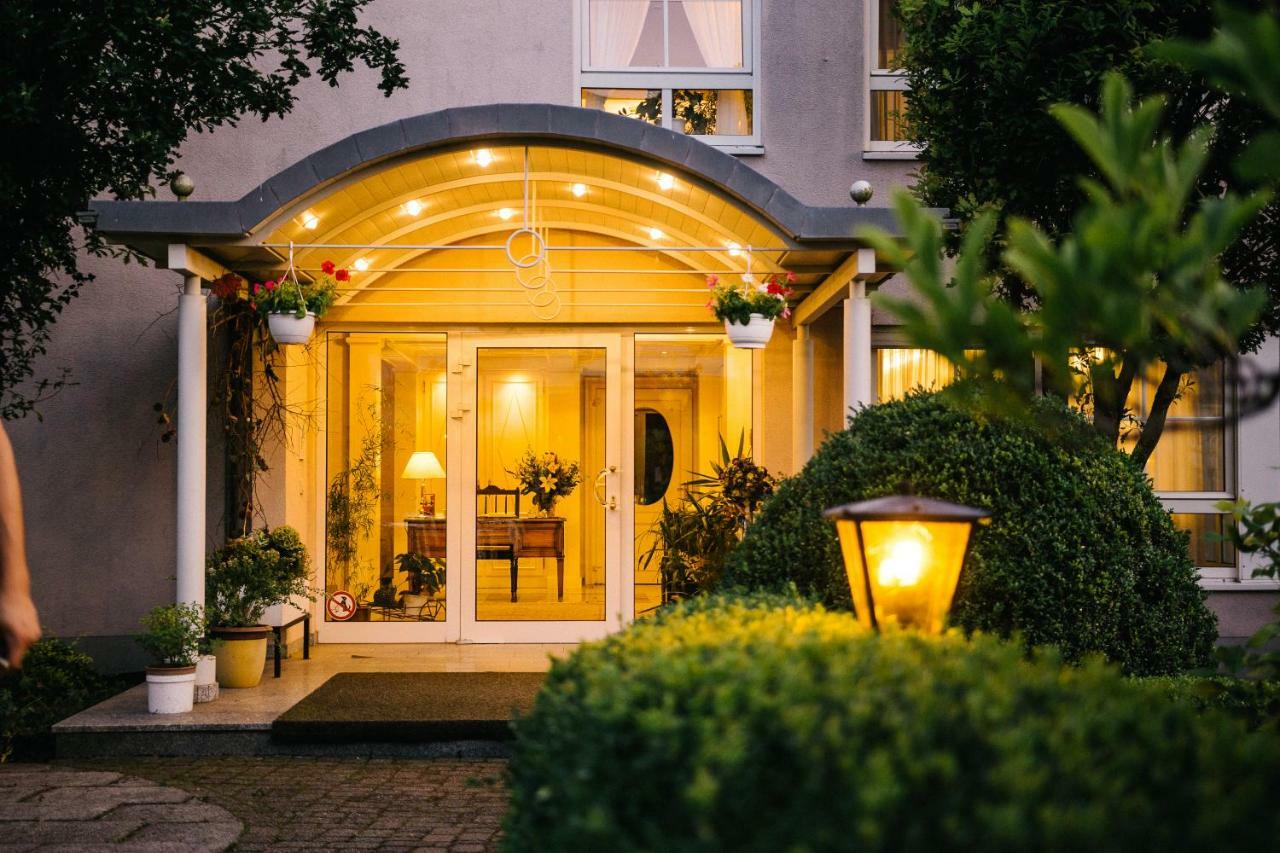 Landhaus Keller - Hotel & Restaurant Malterdingen Exterior photo